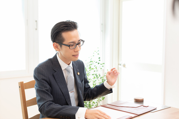 別居中の生活を支える「婚姻費用」とは