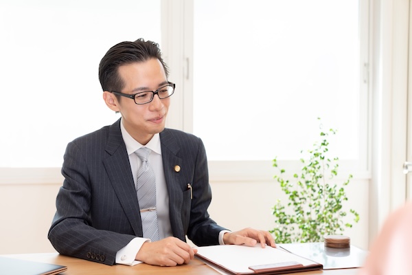 弁護士に依頼したその日から、督促の電話は止まります